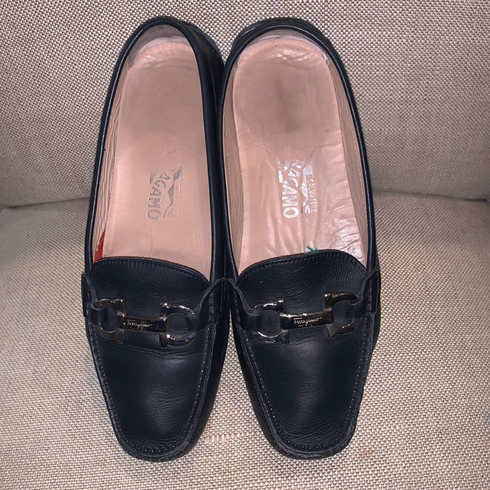 Salvatore Ferragamo Drivers Black Women